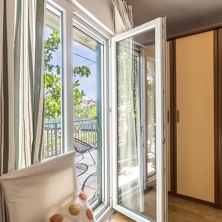 Citrus Accommodation Kastela Exterior photo