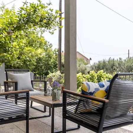 Citrus Accommodation Kastela Exterior photo